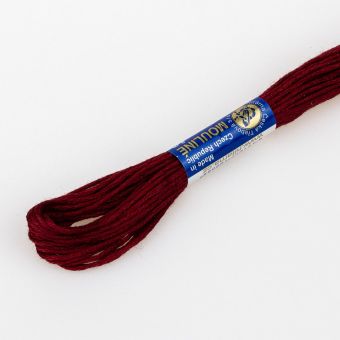 Vyšívací příze MOULINE / MULINKA 3392 temná červená, jednobarevná, 2g/8m