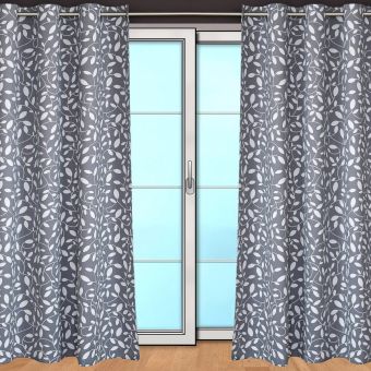 Zatemňovací / termoizolační závěs, blackout 10076/04 bílé listy na šedé, šířka 150cm (látka v metráži)