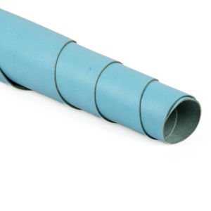 Pravá přírodní hovězí kůže / hovězina SKINITO světle modrá, tloušťka 1,4 - 1,6 mm, ve střihu po A4 