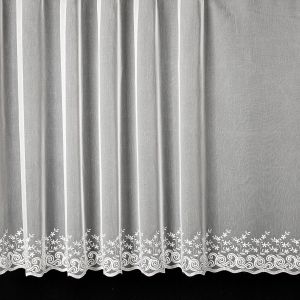 Organzová záclona 98432 vyšívané květiny s ornamenty, s bordurou, bílá, (více výšek, v metráži)
