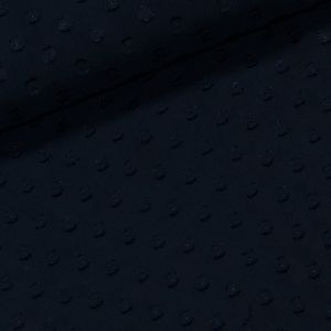 Šatovka polyesterová / šifon tmavě modrá, vytkávané puntíky, š.140cm (látka v metráži)