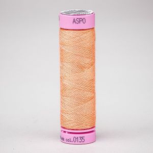 Univerzální šicí nit Amann ASPO 120 polyesterová, lososová 0135, návin 100m 