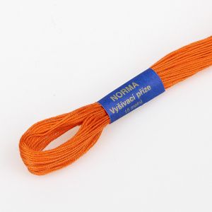 Vyšívací příze NORMA / BAVLNKA 2382 nektarová oranžová, jednobarevná, 1,5g/15m