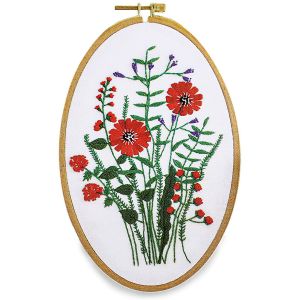 Vyšívací dárková sada s předtištěným motivem 380637/6, červené luční kvítí (předtisk, jehly a příze), 15x22cm